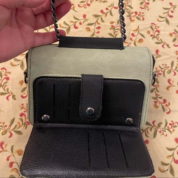 Columbia sportswear cross body bag - Picture 10 of 11